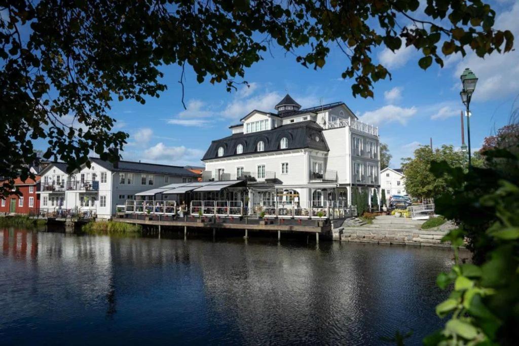 Atellet Hotell Norrtälje Екстериор снимка